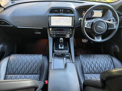 Jaguar F-PACE 5.0 V8 SVR Quickshift AWD Euro 6 (s/s) 5dr - U10004076