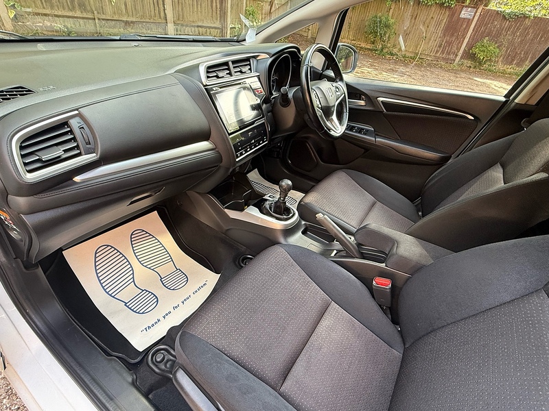 Honda Jazz 1.3 i-VTEC EX Navi Hatchback 5dr Petrol Manual Euro 6 (s/s) (102 ps) - U10004077
