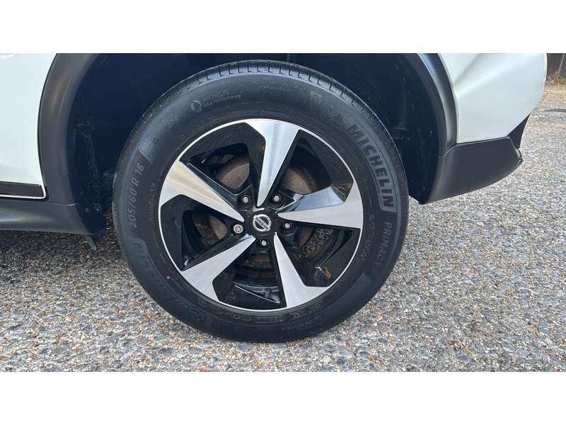 Nissan Juke 1.6 Bose Personal Edition SUV 5dr Petrol Manual Euro 6 (112 ps) - U10004080