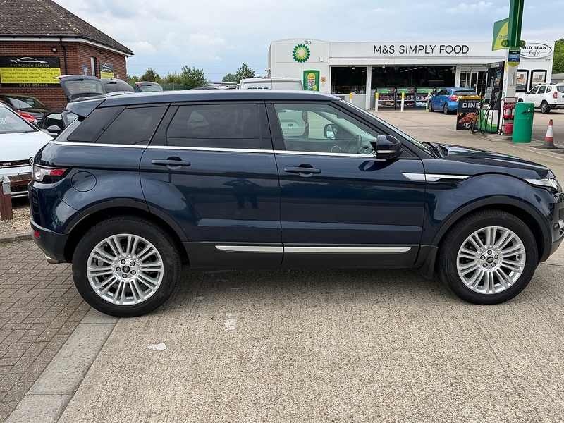 Land Rover Range Rover Evoque 2.2 SD4 Prestige SUV 5dr Diesel Auto 4WD Euro 5 (s/s) (190 ps) - U10004084