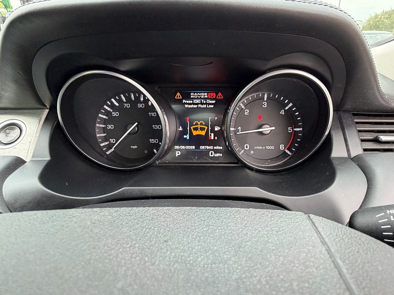 Land Rover Range Rover Evoque 2.2 SD4 Prestige SUV 5dr Diesel Auto 4WD Euro 5 (s/s) (190 ps) - U10004084