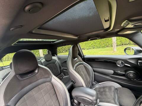 MINI Hatch 2.0 John Cooper Works Hatchback 3dr Petrol Steptronic Euro 6 (s/s) (231 ps) - U10004088
