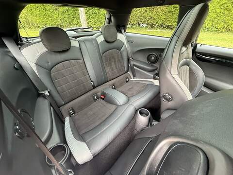 MINI Hatch 2.0 John Cooper Works Hatchback 3dr Petrol Steptronic Euro 6 (s/s) (231 ps) - U10004088