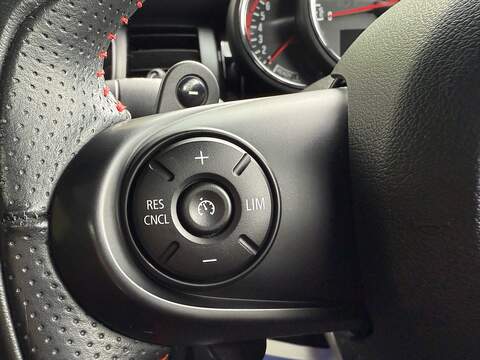 MINI Hatch 2.0 John Cooper Works Hatchback 3dr Petrol Steptronic Euro 6 (s/s) (231 ps) - U10004088