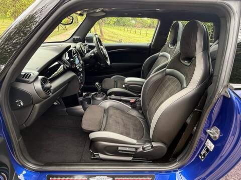 MINI Hatch 2.0 John Cooper Works Hatchback 3dr Petrol Steptronic Euro 6 (s/s) (231 ps) - U10004088