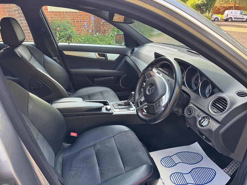Mercedes-Benz C Class 1.6 C180 AMG Sport Plus Saloon 4dr Petrol G-Tronic+ Euro 6 (s/s) (156 ps) - U10004095