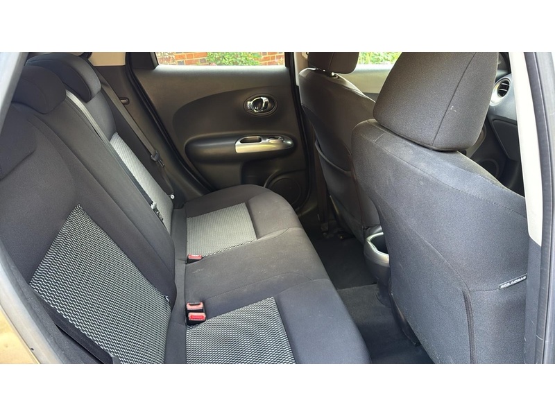 Nissan Juke 1.6 Acenta SUV 5dr Petrol XTRON Euro 6 (117 ps) - U10004098