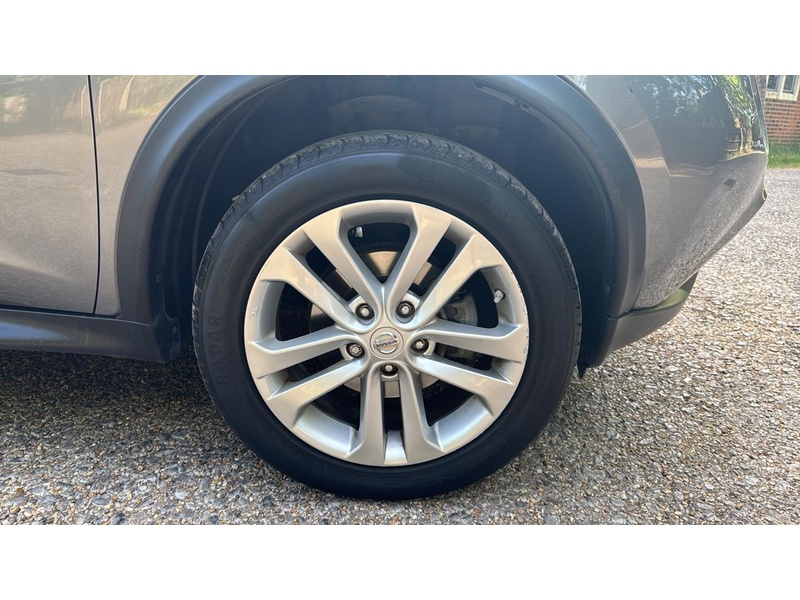 Nissan Juke 1.6 Acenta SUV 5dr Petrol XTRON Euro 6 (117 ps) - U10004098