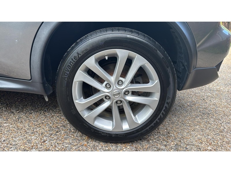Nissan Juke 1.6 Acenta SUV 5dr Petrol XTRON Euro 6 (117 ps) - U10004098