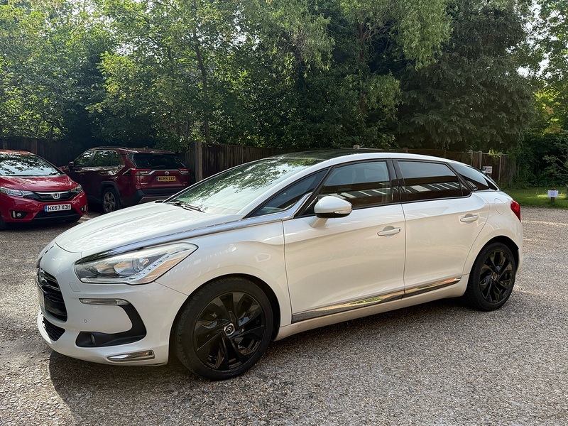 Citroen DS5 2.0 HDi DSport Hatchback 5dr Diesel Auto Euro 5 (160 ps) - U10004104