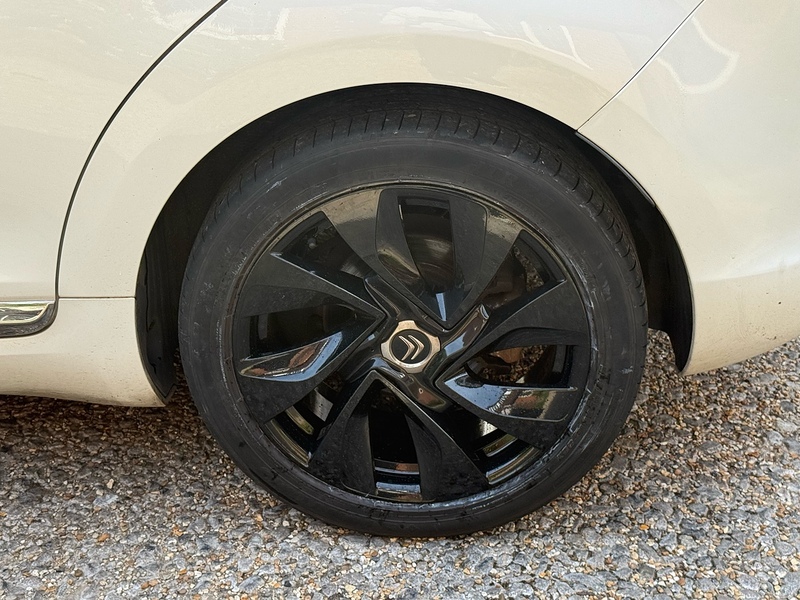 Citroen DS5 2.0 HDi DSport Hatchback 5dr Diesel Auto Euro 5 (160 ps) - U10004104
