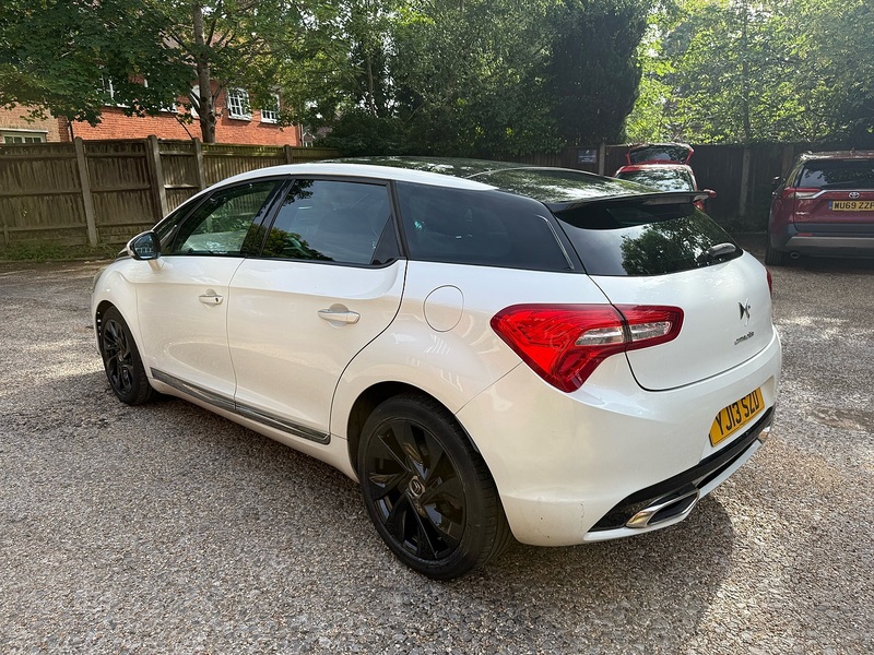 Citroen DS5 2.0 HDi DSport Hatchback 5dr Diesel Auto Euro 5 (160 ps) - U10004104