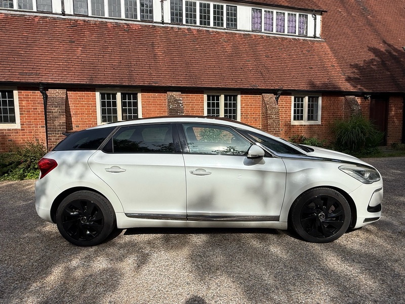 Citroen DS5 2.0 HDi DSport Hatchback 5dr Diesel Auto Euro 5 (160 ps) - U10004104