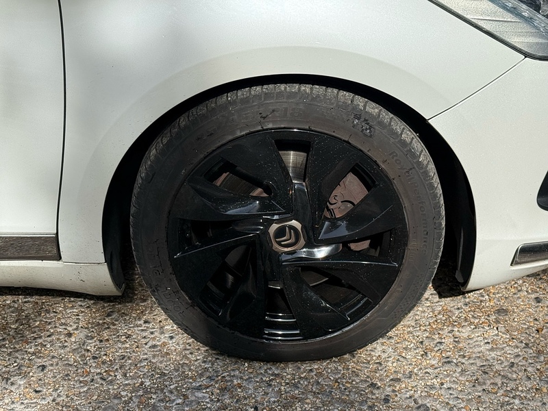 Citroen DS5 2.0 HDi DSport Hatchback 5dr Diesel Auto Euro 5 (160 ps) - U10004104