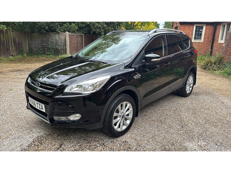 Ford Kuga 2.0 TDCi Titanium SUV 5dr Diesel Manual AWD Euro 6 (s/s) (180 ps) - U10004114