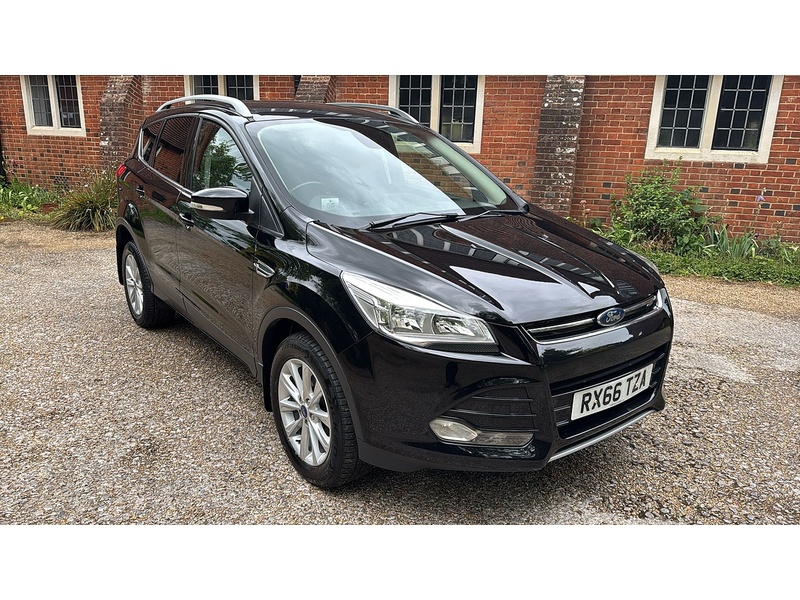 Ford Kuga 2.0 TDCi Titanium SUV 5dr Diesel Manual AWD Euro 6 (s/s) (180 ps) - U10004114