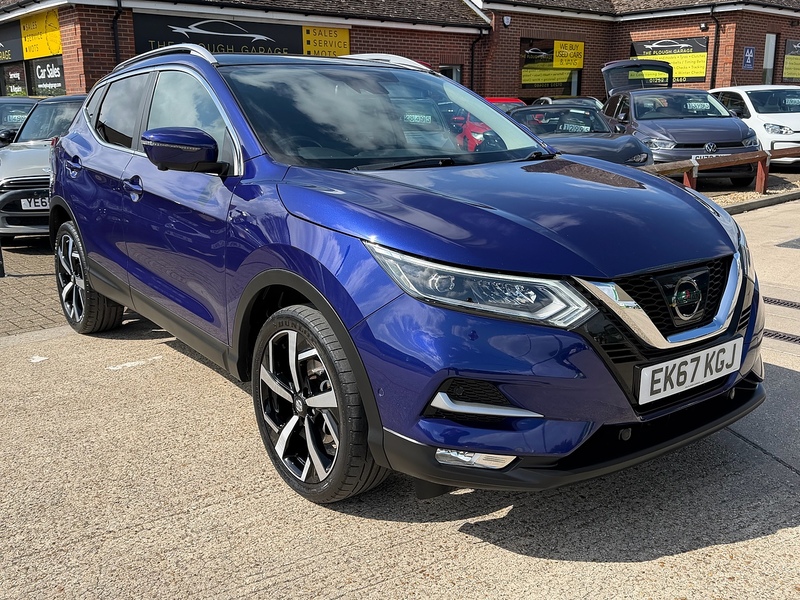Nissan Qashqai 1.2 DIG-T Tekna SUV 5dr Petrol XTRON Euro 6 (s/s) (115 ps) - U10004118