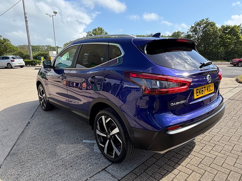 Nissan Qashqai 1.2 DIG-T Tekna SUV 5dr Petrol XTRON Euro 6 (s/s) (115 ps) - U10004118