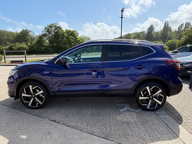 Nissan Qashqai 1.2 DIG-T Tekna SUV 5dr Petrol XTRON Euro 6 (s/s) (115 ps) - U10004118