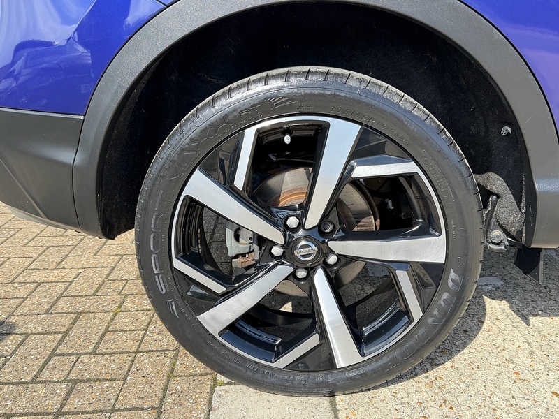 Nissan Qashqai 1.2 DIG-T Tekna SUV 5dr Petrol XTRON Euro 6 (s/s) (115 ps) - U10004118