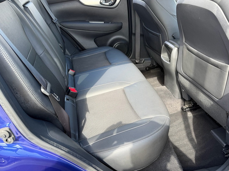 Nissan Qashqai 1.2 DIG-T Tekna SUV 5dr Petrol XTRON Euro 6 (s/s) (115 ps) - U10004118