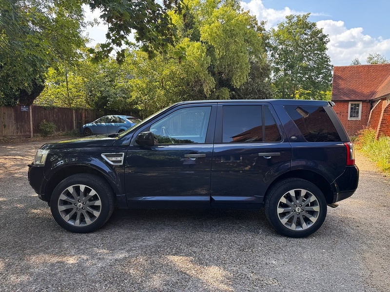 Land Rover Freelander 2 2.2 SD4 HSE SUV 5dr Diesel CommandShift 4WD Euro 5 (190 ps) - U10004119