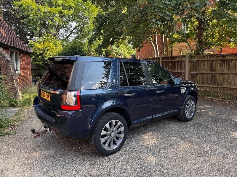Land Rover Freelander 2 2.2 SD4 HSE SUV 5dr Diesel CommandShift 4WD Euro 5 (190 ps) - U10004119