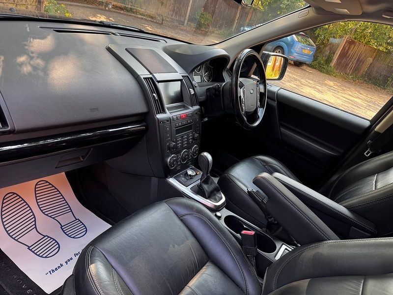 Land Rover Freelander 2 2.2 SD4 HSE SUV 5dr Diesel CommandShift 4WD Euro 5 (190 ps) - U10004119