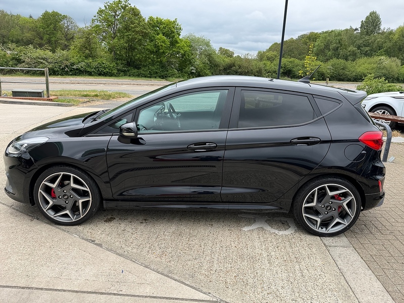 Ford Fiesta 1.5T EcoBoost ST-3 Hatchback 5dr Petrol Manual Euro 6 (s/s) (200 ps) - U10004120