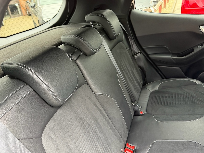 Ford Fiesta 1.5T EcoBoost ST-3 Hatchback 5dr Petrol Manual Euro 6 (s/s) (200 ps) - U10004120
