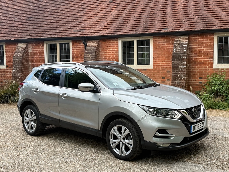 Nissan Qashqai 1.5 dCi N-Connecta SUV 5dr Diesel Manual Euro 6 (s/s) (110 ps) - U10004132