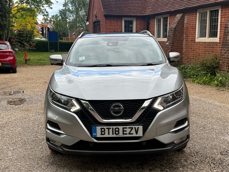 Nissan Qashqai 1.5 dCi N-Connecta SUV 5dr Diesel Manual Euro 6 (s/s) (110 ps) - U10004132