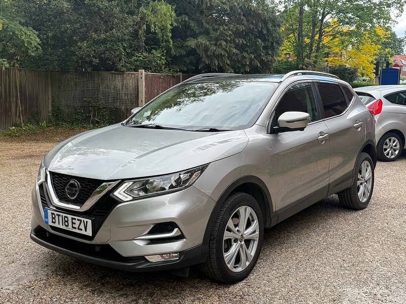 Nissan Qashqai 1.5 dCi N-Connecta SUV 5dr Diesel Manual Euro 6 (s/s) (110 ps) - U10004132