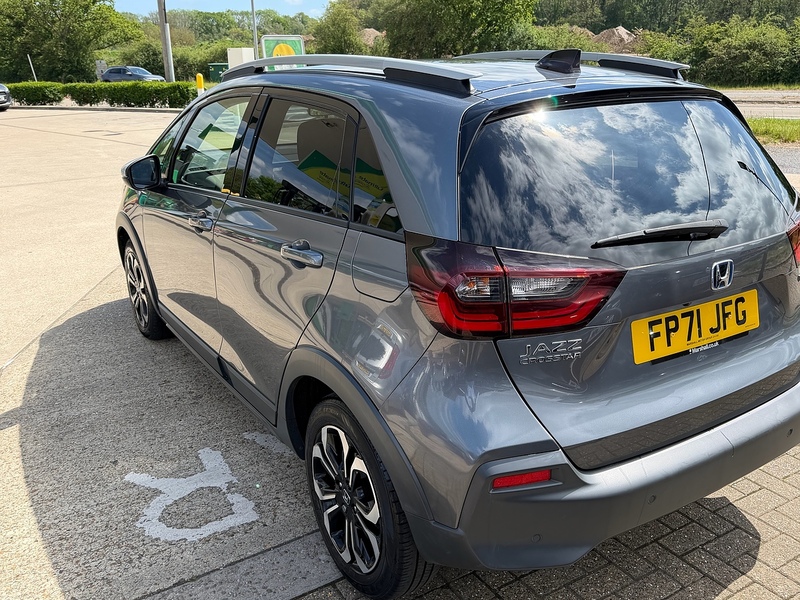 Honda Jazz 1.5 h i-MMD Crosstar EX Hatchback 5dr Petrol Hybrid eCVT Euro 6 (s/s) (109 ps) - U10004137