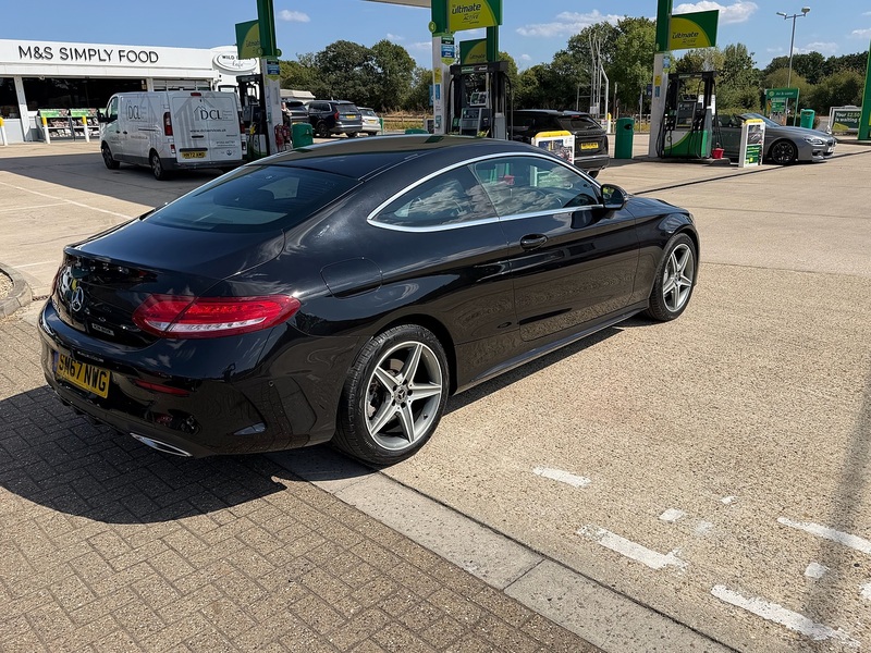 Mercedes-Benz C Class 2.1 C220d AMG Line Coupe 2dr Diesel G-Tronic+ Euro 6 (s/s) (170 ps) - U10004139
