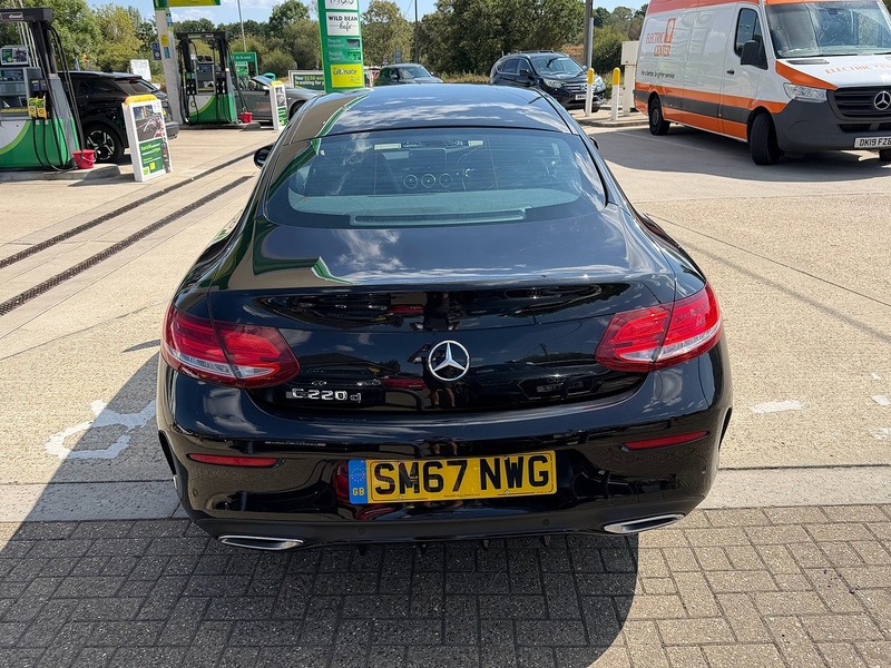 Mercedes-Benz C Class 2.1 C220d AMG Line Coupe 2dr Diesel G-Tronic+ Euro 6 (s/s) (170 ps) - U10004139