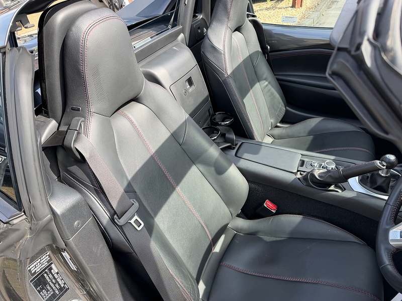 Mazda MX-5 RF 1.5 SKYACTIV-G Sport Nav+ Convertible 2dr Petrol Manual Euro 6 (132 ps) - U10004146