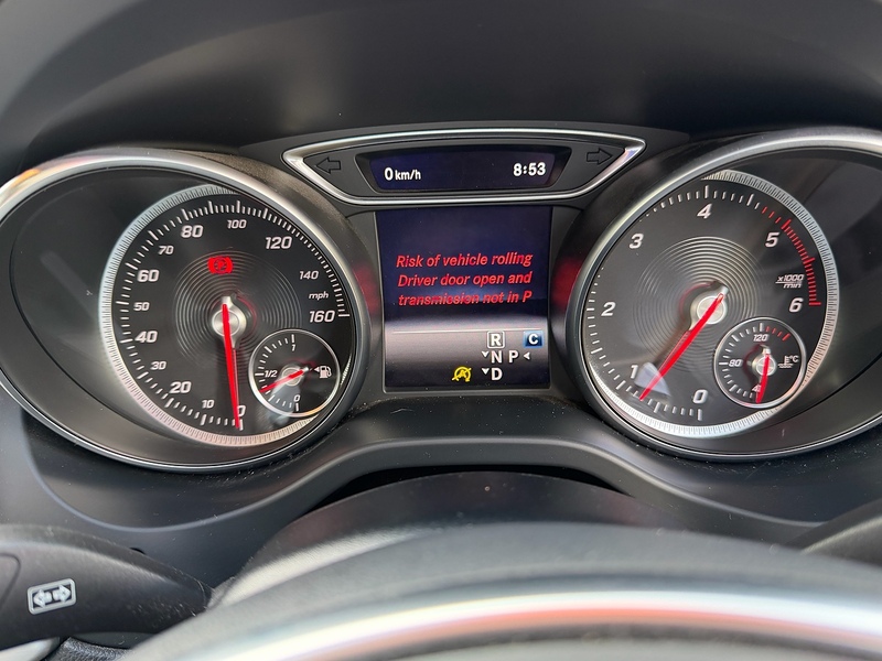 Mercedes-Benz GLA 2.1 GLA220d AMG Line (Premium Plus) SUV 5dr Diesel 7G-DCT 4MATIC Euro 6 (s/s) (177 ps) - U10004167