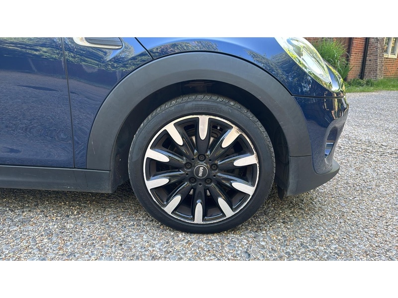 MINI Hatch 1.5 Cooper Hatchback 5dr Petrol Manual Euro 6 (s/s) (136 ps) - U10004172