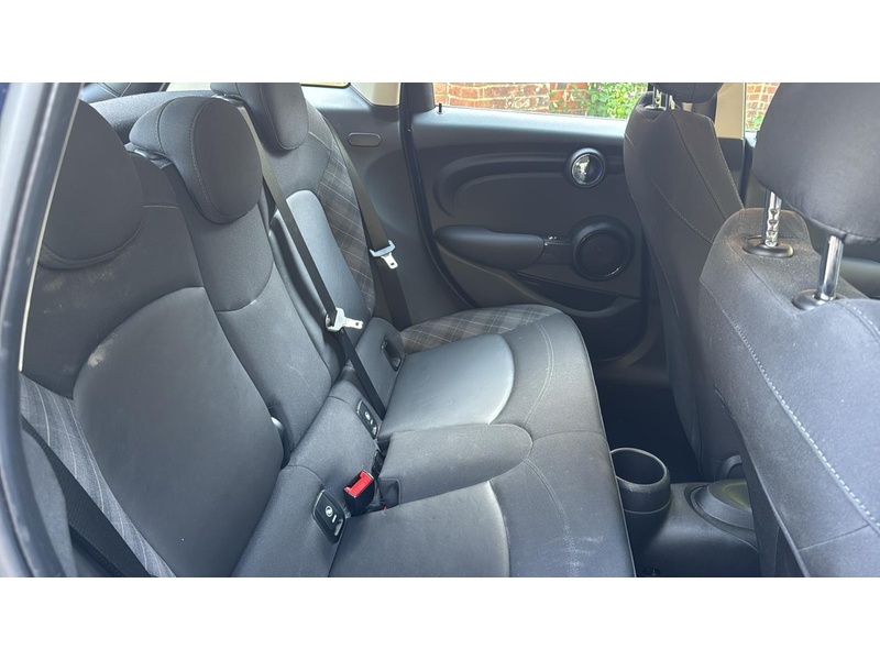 MINI Hatch 1.5 Cooper Hatchback 5dr Petrol Manual Euro 6 (s/s) (136 ps) - U10004172
