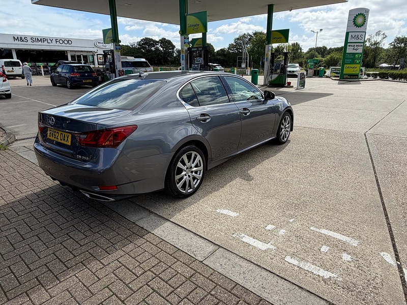 Lexus GS 2.5 250 V6 Luxury Saloon 4dr Petrol Auto Euro 5 (208 ps) - U10004181