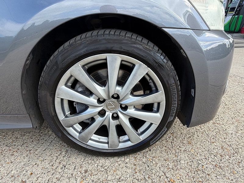 Lexus GS 2.5 250 V6 Luxury Saloon 4dr Petrol Auto Euro 5 (208 ps) - U10004181