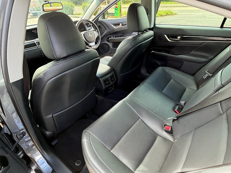 Lexus GS 2.5 250 V6 Luxury Saloon 4dr Petrol Auto Euro 5 (208 ps) - U10004181