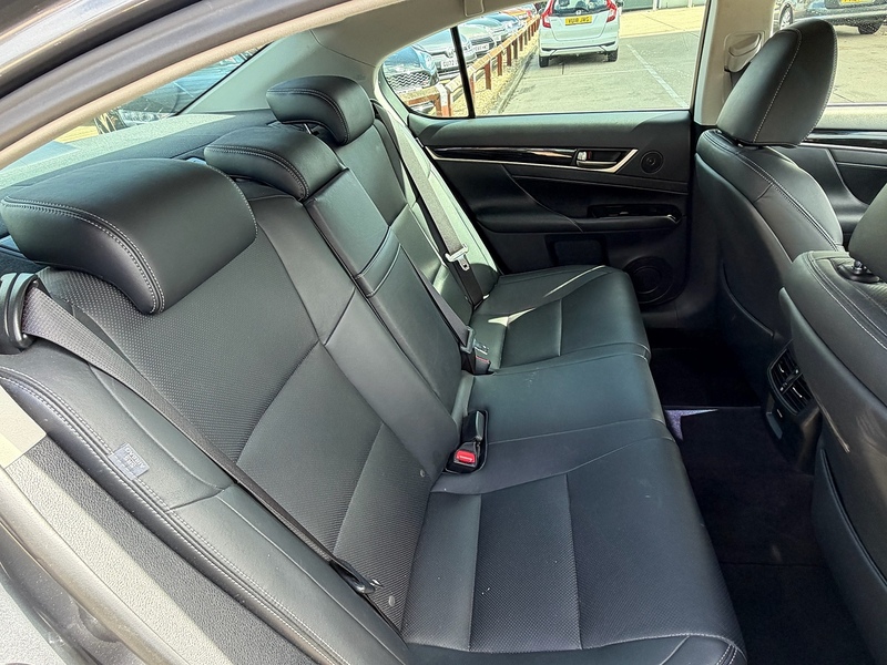 Lexus GS 2.5 250 V6 Luxury Saloon 4dr Petrol Auto Euro 5 (208 ps) - U10004181