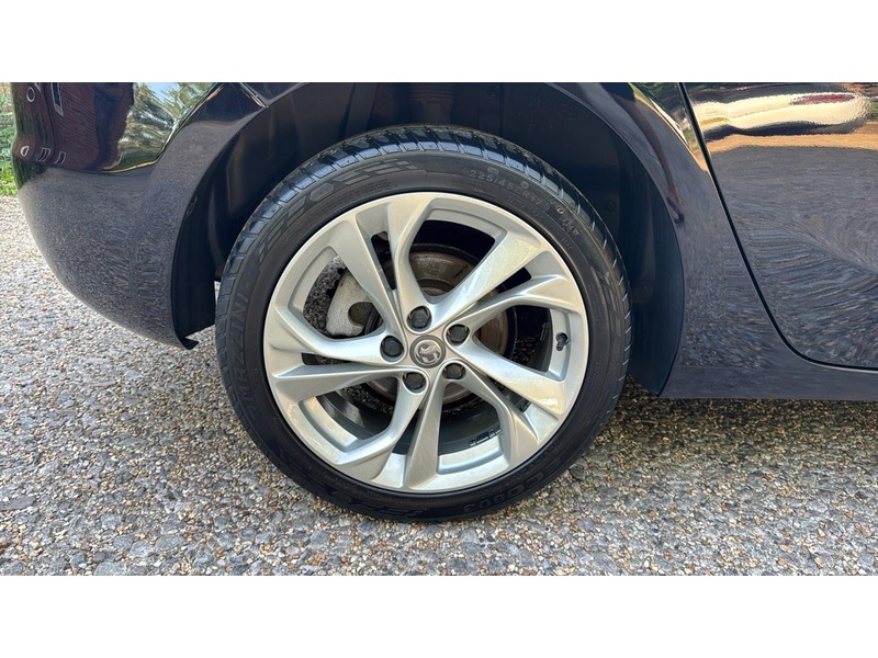Vauxhall Astra 1.4i Turbo SRi Auto Euro 6 (s/s) 5dr - U10004184