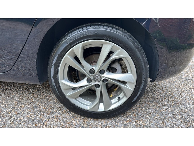 Vauxhall Astra 1.4i Turbo SRi Auto Euro 6 (s/s) 5dr - U10004184