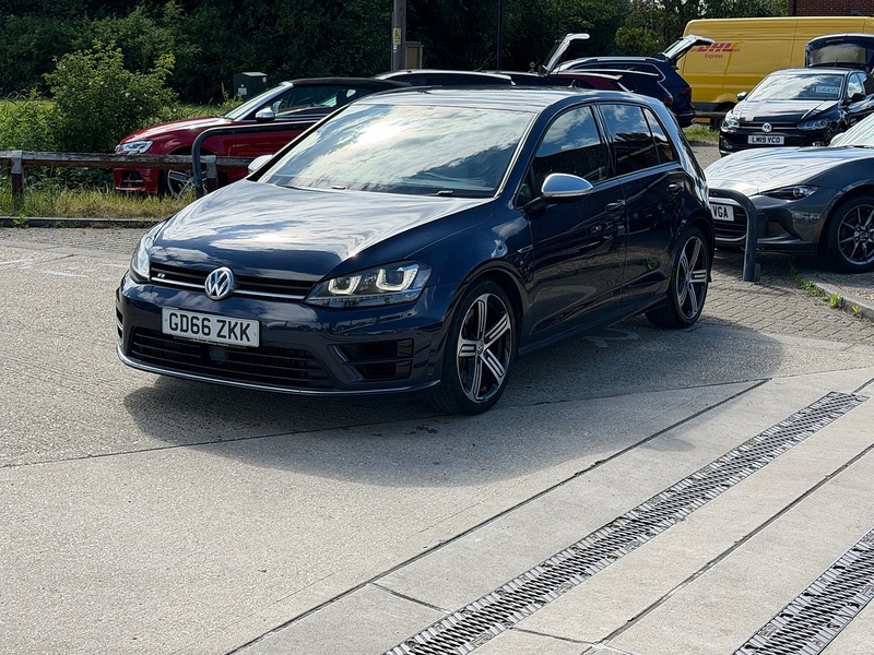 Volkswagen Golf 2.0 TSI BlueMotion Tech R Hatchback 5dr Petrol Manual 4Motion Euro 6 (s/s) (300 ps) - U10004188