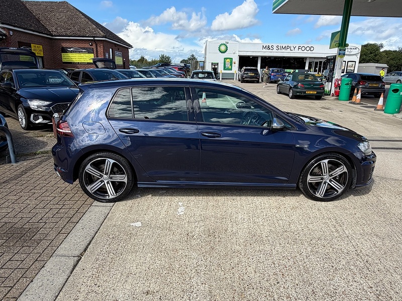 Volkswagen Golf 2.0 TSI BlueMotion Tech R Hatchback 5dr Petrol Manual 4Motion Euro 6 (s/s) (300 ps) - U10004188