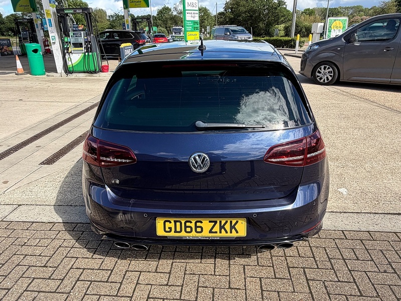Volkswagen Golf 2.0 TSI BlueMotion Tech R Hatchback 5dr Petrol Manual 4Motion Euro 6 (s/s) (300 ps) - U10004188