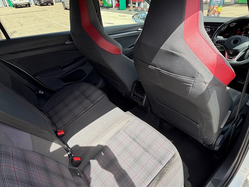 Volkswagen Golf 2.0 TSI GTI Hatchback 5dr Petrol DSG Euro 6 (s/s) (245 ps) - U10004189